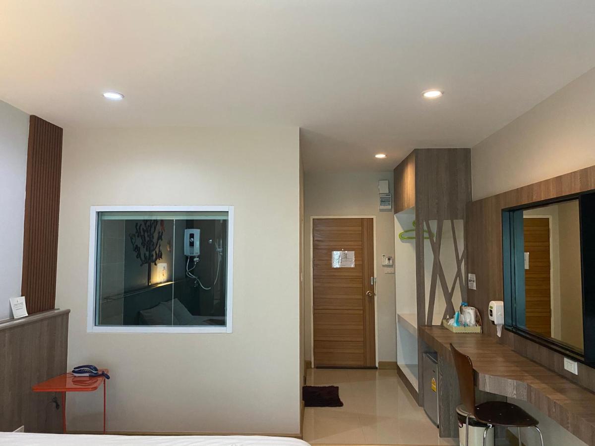 Hotel Le Lerts Living Khon Kaen Ngoại thất bức ảnh