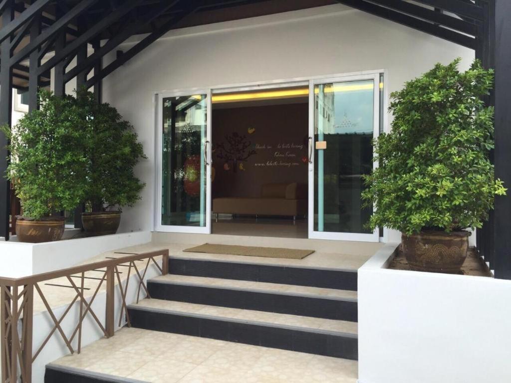 Hotel Le Lerts Living Khon Kaen Ngoại thất bức ảnh