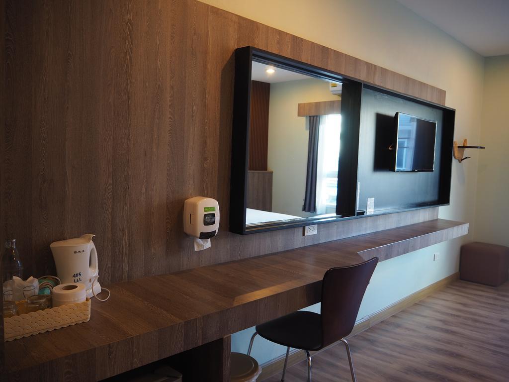 Hotel Le Lerts Living Khon Kaen Ngoại thất bức ảnh